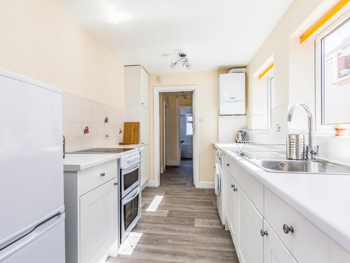 Pass The Keys Lovely Ground Floor Flat With Large Garden Chichester Exterior foto