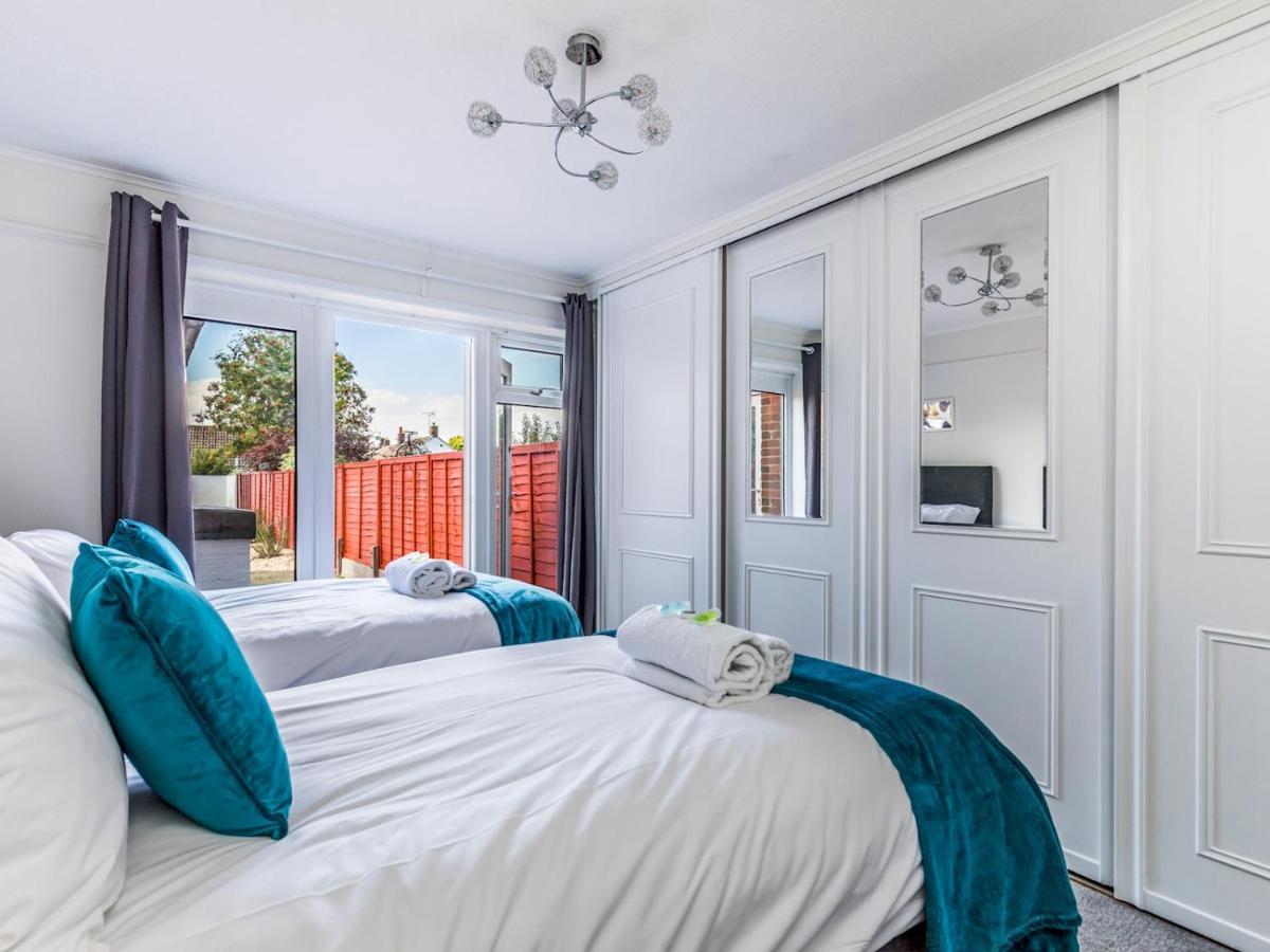 Pass The Keys Lovely Ground Floor Flat With Large Garden Chichester Exterior foto